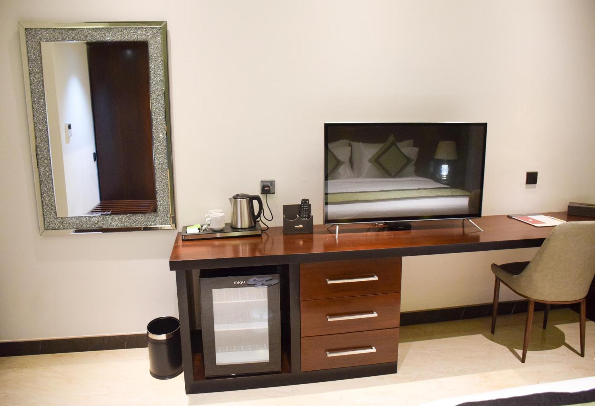 Ruvisha Beach Hotel Негомбо Номер фото