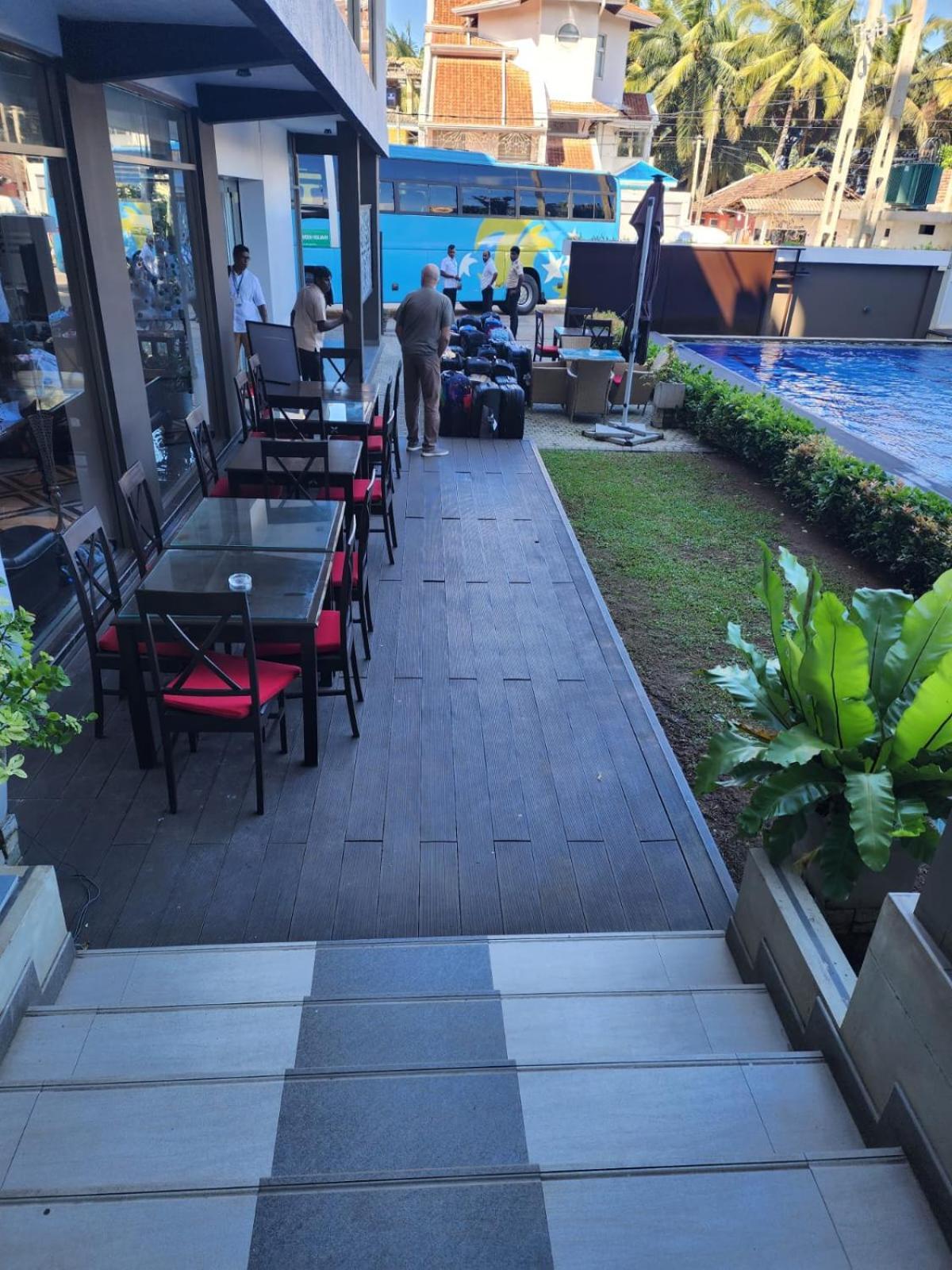 Ruvisha Beach Hotel Негомбо Екстер'єр фото