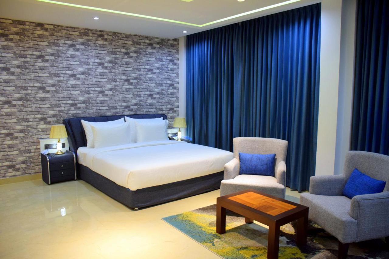 Ruvisha Beach Hotel Негомбо Екстер'єр фото