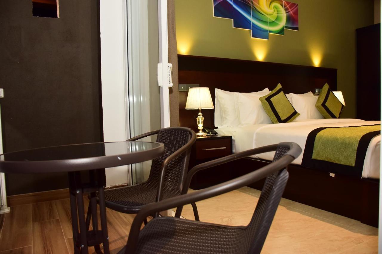 Ruvisha Beach Hotel Негомбо Екстер'єр фото